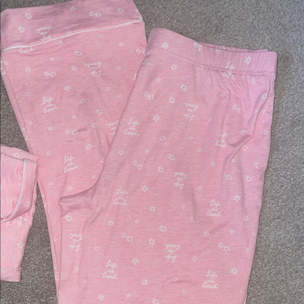 Life Is Good Pink Daisy Pajama Set with Sparkle Heart Pocket - Picture 4 of 4